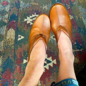 Hispanitas leather flats army patch size 8